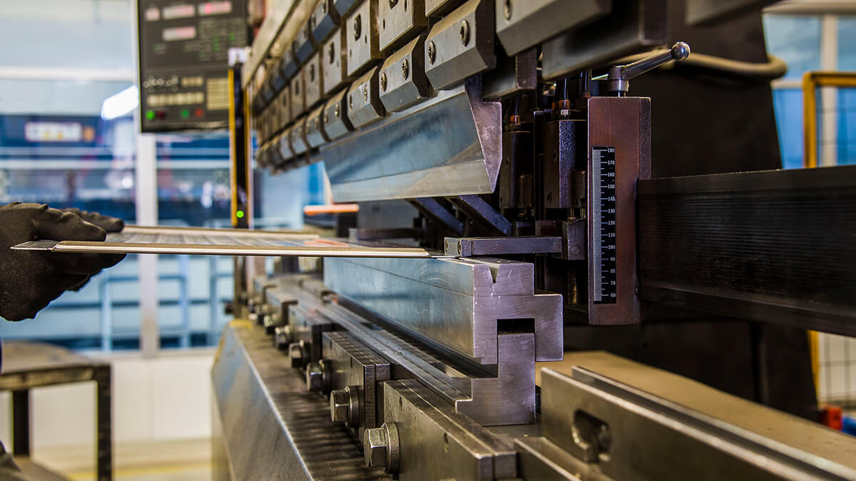 What Is A Sheet Metal Machine and Its Types?