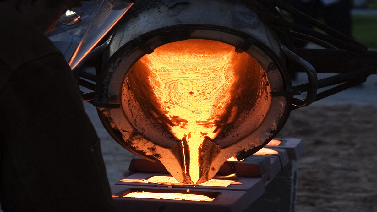 Trends in Advanced Material Processing Technologies and High-Precision Machine Tool Development