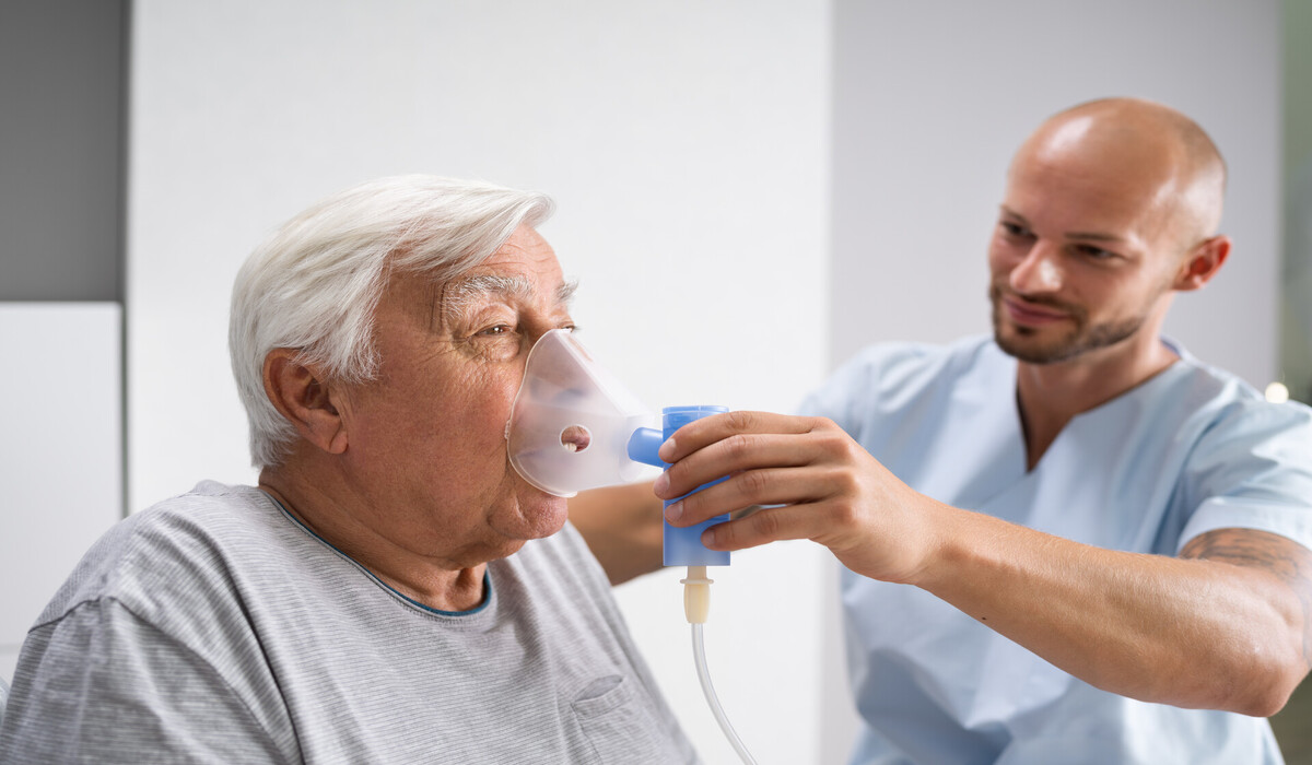 Overview of Aerosolized Medication Nebulization and Oxygen Humidification Applications