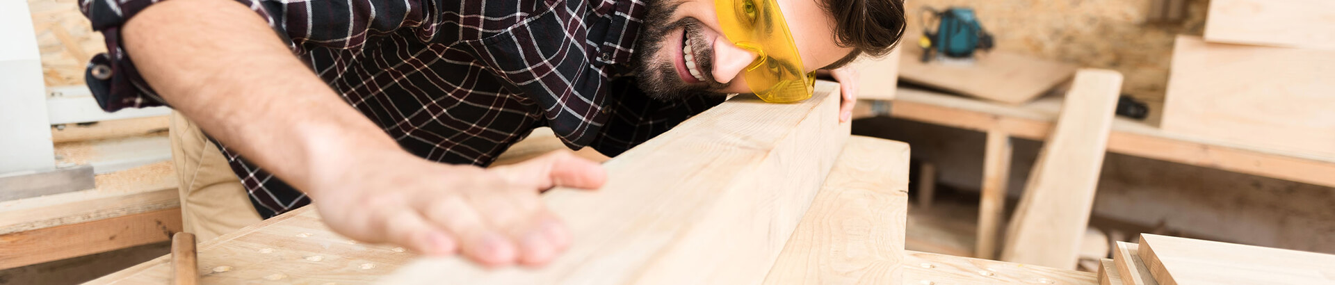 How Does Sawing Machine Works?