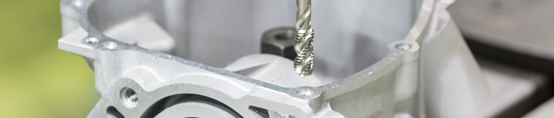 How Does a Drill Machine Work?