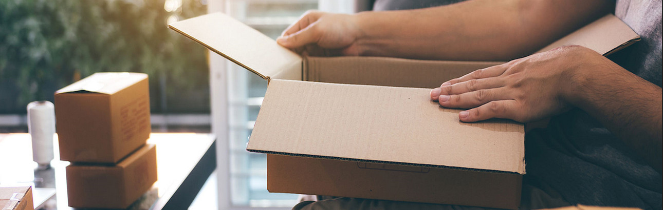 RFID and NFC, the Road to The Internet of Things and E-Commerce
