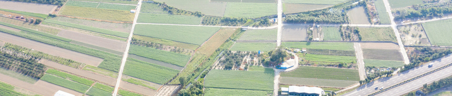 Commercial Camera Drones Fly You Over Various Commercial Applications