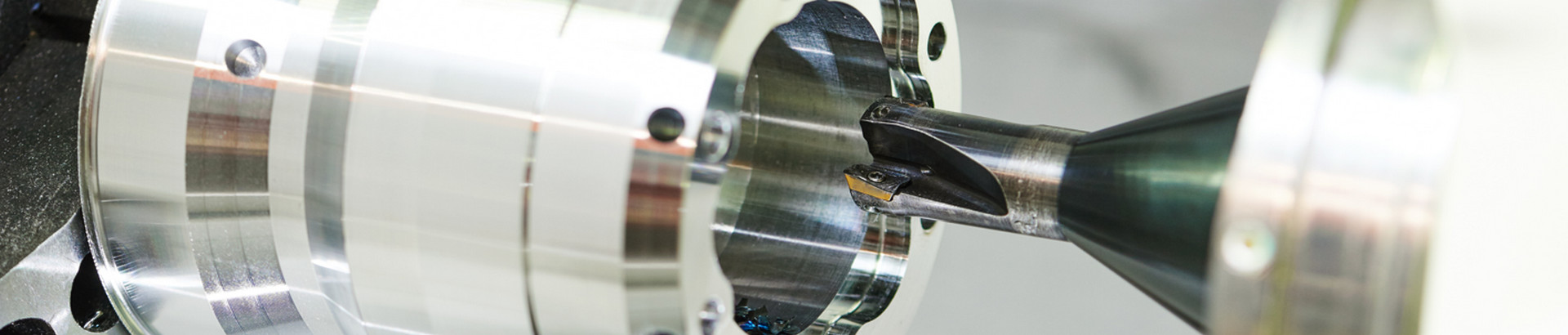 What Types of Drilling Machines Exist and What Are Their Applications?
